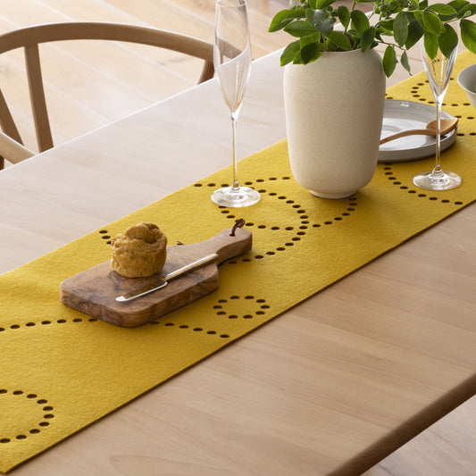 Table runner Stamp