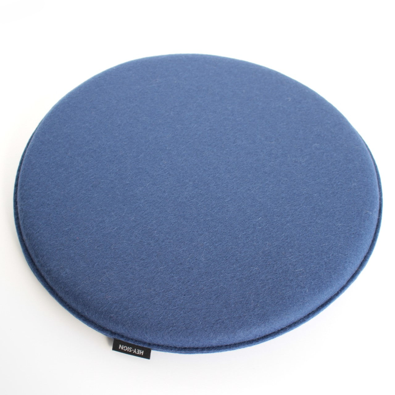 Frisbee round