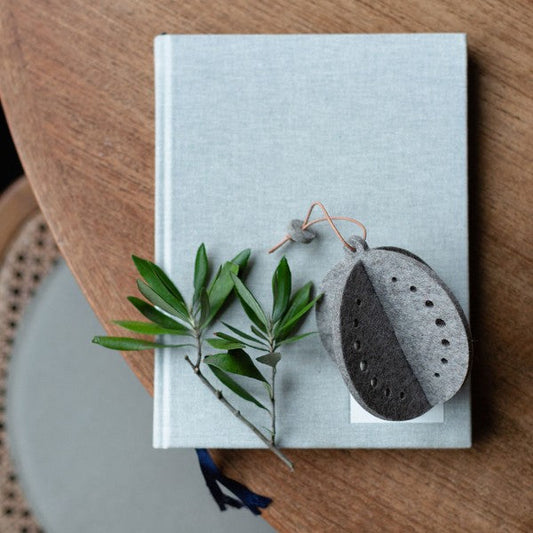 Tag ball Hole pattern