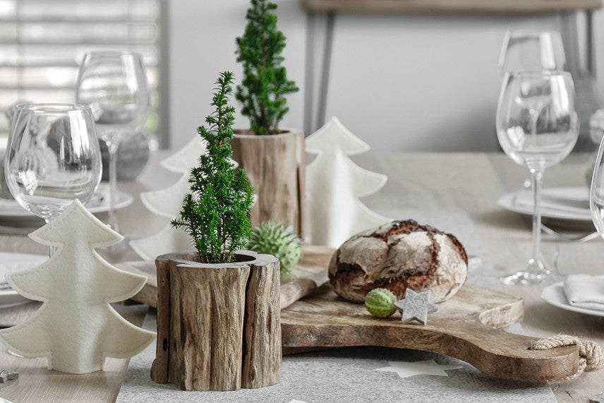 冬の空気に寄り添う、HEY-SIGNのクリスマスアイテム